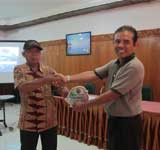 Evening Program Nomor Foto Home 3